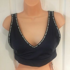 SZ M TOMMY HILFIGER SPORTS BRA